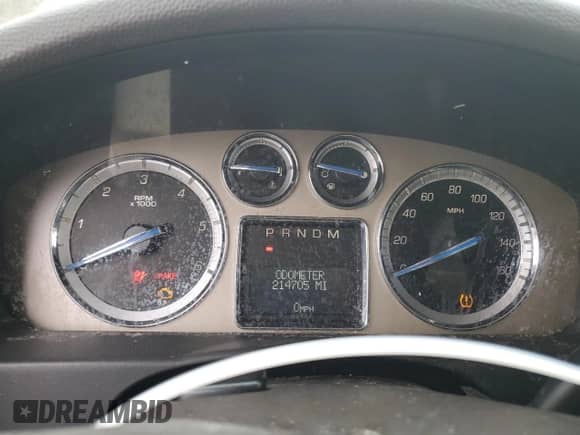 2008 Cadillac Escalade with VIN 1GYFK43808R265631, listed as a Copart auction lot 47682825 with 214,705 mi miles and Clean title. Bid and sale history available at DreamBid. Image 9.