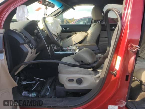 2011 Ford Explorer with VIN 1FMHK8B87BGA00517, listed as a Copart auction lot 70030565 with Not provided miles and Salvage title. Bid and sale history available at DreamBid. Image 7.