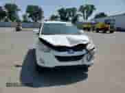 2011 Hyundai Tucson Limited z VIN KM8JU3AC1BU229913, wystawiony jako Copart lot #59896855 z przebiegiem 117 445 mil mil oraz Szkoda całkowita • Salvage title. Historia ofert i sprzedaży dostępna na DreamBid. Obrazek 14.