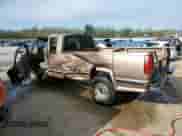1997 Chevrolet Silverado 2500 z VIN 1GCGC29RXVE244557, wystawiony jako Copart lot #45852655 z przebiegiem 235 254 mil mil oraz Nie do naprawy • Non repairable. Historia ofert i sprzedaży dostępna na DreamBid. Obrazek 2.