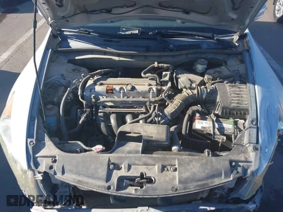 2009 Honda Accord LX-P with VIN 1HGCP26459A165713, listed as a IAAI auction lot 43111769 with 171,354 mi miles and . Bid and sale history available at DreamBid. Image 10.