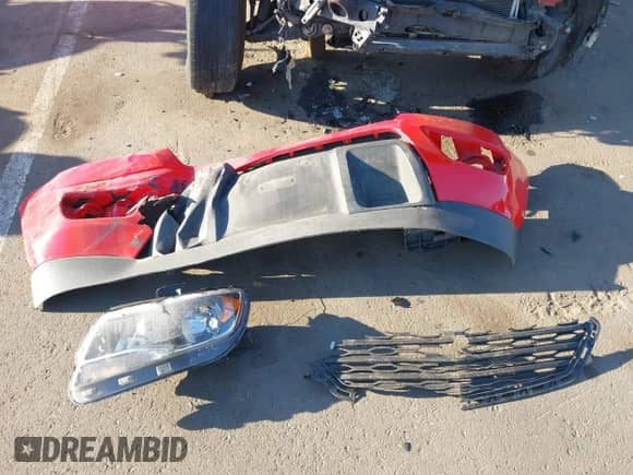 2019 Chevrolet Colorado 2WD Work Truck z VIN 1GCHSBEA8K1314941, wystawiony jako IAAI lot #43309682 z przebiegiem 64 568 mil mil oraz . Historia ofert i sprzedaży dostępna na DreamBid. Obrazek 12.