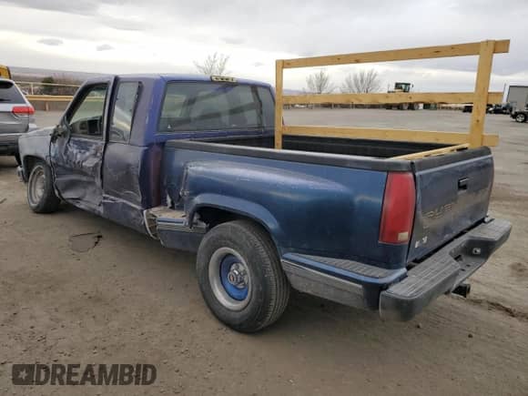 1998 Chevrolet Silverado 1500 z VIN 1GCEC19W5WE219400, wystawiony jako Copart lot #44355965 z przebiegiem Nie podano mil oraz Szkoda całkowita • Salvage title. Historia ofert i sprzedaży dostępna na DreamBid. Obrazek 2.