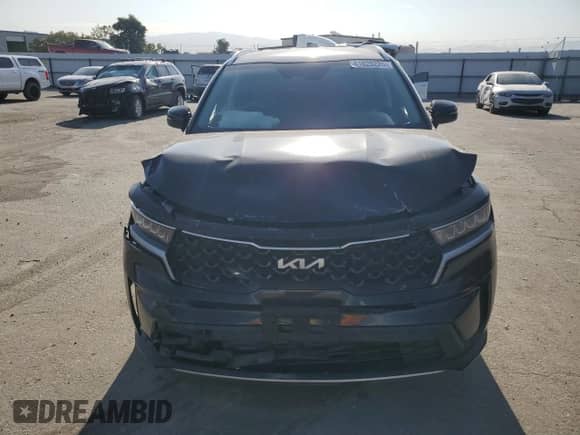 2022 Kia Sorento S с VIN KNDRG4LG1N5123707, выставлен на аукционе Copart как лот 61028225 с пробегом 56 587 миль миль и Списание • Salvage title. История ставок и продаж доступна на DreamBid. Изображение 5.