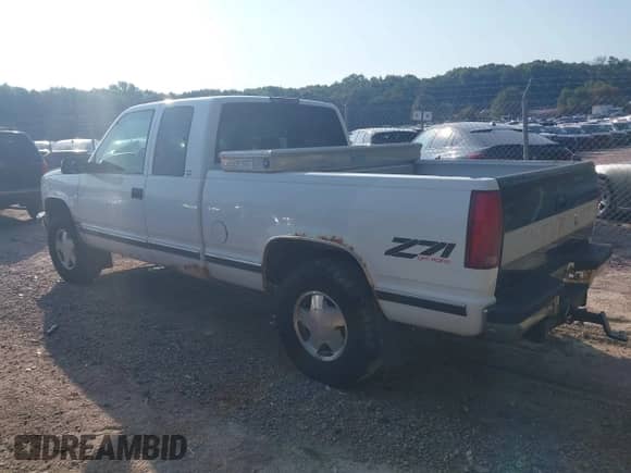 1998 GMC Sierra 1500 с VIN 1GTEK19R1WR515780, выставлен на аукционе IAAI как лот 43231965 с пробегом 247 488 миль миль и . История ставок и продаж доступна на DreamBid. Изображение 3.
