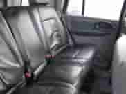 2002 Chevrolet TrailBlazer LTZ z VIN 1GNDT13S122298004, wystawiony jako IAAI lot #40978295 z przebiegiem 241 269 mil mil oraz . Historia ofert i sprzedaży dostępna na DreamBid. Obrazek 8.