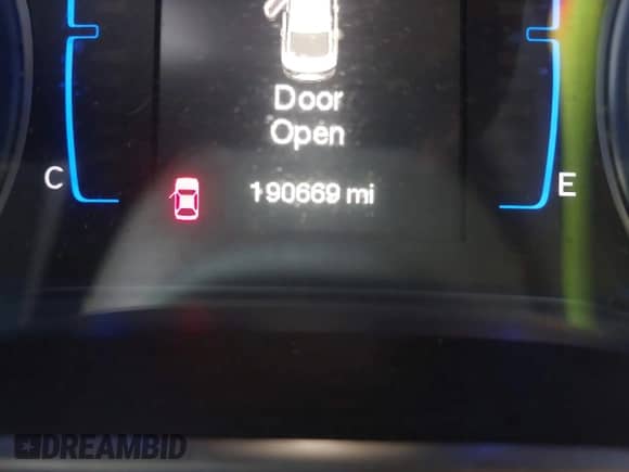 2015 Chrysler 200 LX with VIN 1C3CCCFB3FN588782, listed as a IAAI auction lot 43063716 with 190,669 mi miles and . Bid and sale history available at DreamBid. Image 15.