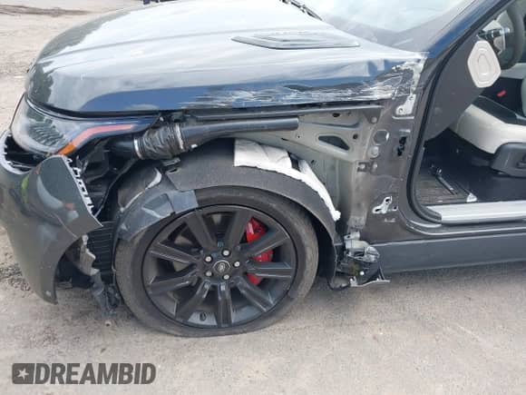 2022 Land Rover Range Rover Sport HST with VIN SALWS2RUXNA205731, listed as a IAAI auction lot 42613333 with 32,845 mi miles and . Bid and sale history available at DreamBid. Image 6.