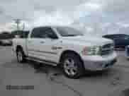 2016 Ram 1500 Lone Star z VIN 1C6RR7LM5GS197886, wystawiony jako Copart lot #81704985 z przebiegiem 244 270 mil mil oraz Czysty tytuł • Clean title. Historia ofert i sprzedaży dostępna na DreamBid. Obrazek 4.