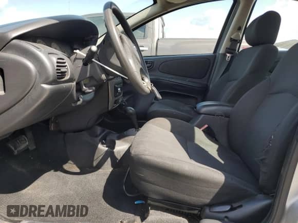 2005 Dodge Neon SXT with VIN 1B3ES56C05D135155, listed as a Copart auction lot 52856545 with 135,142 mi miles and Clean title. Bid and sale history available at DreamBid. Image 7.