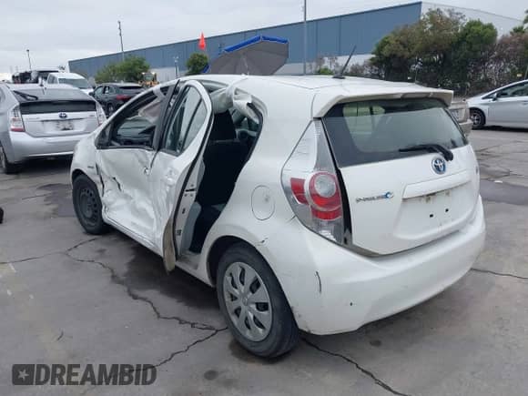 2012 Toyota Prius Four z VIN JTDKDTB32C1004541, wystawiony jako IAAI lot #43518721 z przebiegiem 359 918 mil mil oraz . Historia ofert i sprzedaży dostępna na DreamBid. Obrazek 3.