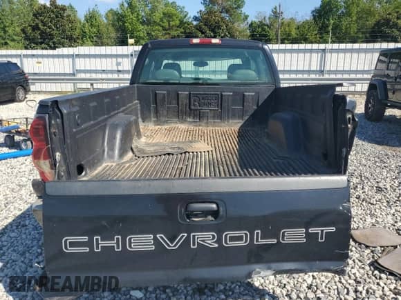 2007 Chevrolet Silverado 1500 Work Truck с VIN 1GCEC19X07Z123077, выставлен на аукционе Copart как лот 85562425 с пробегом 331 399 миль миль и Списание • Salvage title. История ставок и продаж доступна на DreamBid. Изображение 6.