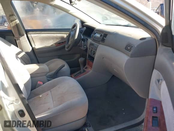 2005 Toyota Corolla CE z VIN 1NXBR32E85Z402787, wystawiony jako IAAI lot #43496046 z przebiegiem 190 941 mil mil oraz . Historia ofert i sprzedaży dostępna na DreamBid. Obrazek 5.