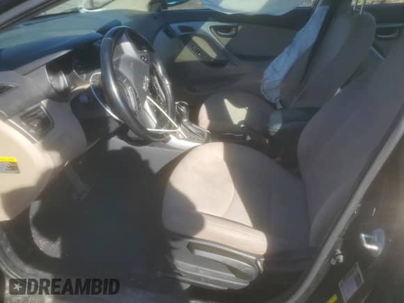 2016 Hyundai Elantra Value Edition с VIN 5NPDH4AEXGH674567, выставлен на аукционе Copart как лот 49996555 с пробегом 102 147 миль миль и Списание • Salvage title. История ставок и продаж доступна на DreamBid. Изображение 7.