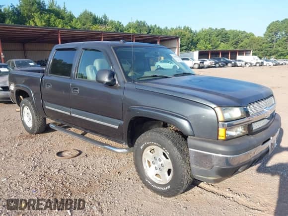 2005 Chevrolet Silverado 1500 LS with VIN 2GCEK13T551106726, listed as a IAAI auction lot 42658787 with Not provided miles and . Bid and sale history available at DreamBid. Image 1.