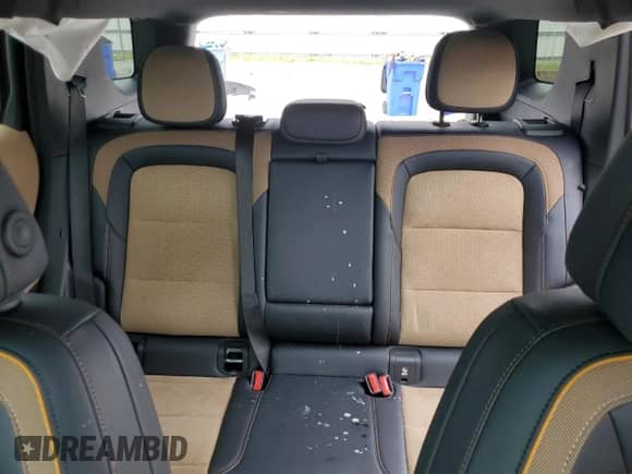 2025 Chevrolet Equinox FWD ACTIV с VIN 3GNAXKEG0SL209821, выставлен на аукционе Copart как лот 70463635 с пробегом 10 658 миль миль и Списание • Salvage title. История ставок и продаж доступна на DreamBid. Изображение 10.