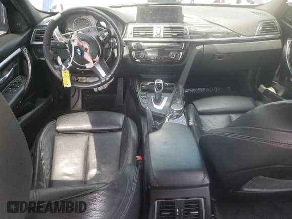 2018 BMW 3 Series 340i xDrive с VIN WBA8B7G57JNU95094, выставлен на аукционе Copart как лот 61648505 с пробегом Не указан миль и Списание • Salvage title. История ставок и продаж доступна на DreamBid. Изображение 8.