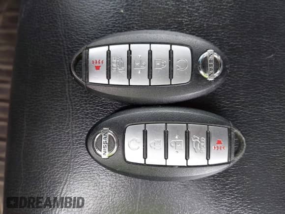 2016 Nissan Pathfinder Platinum with VIN 5N1AR2MM1GC601280, listed as a IAAI auction lot 42169483 with 179,332 mi miles and . Bid and sale history available at DreamBid. Image 11.