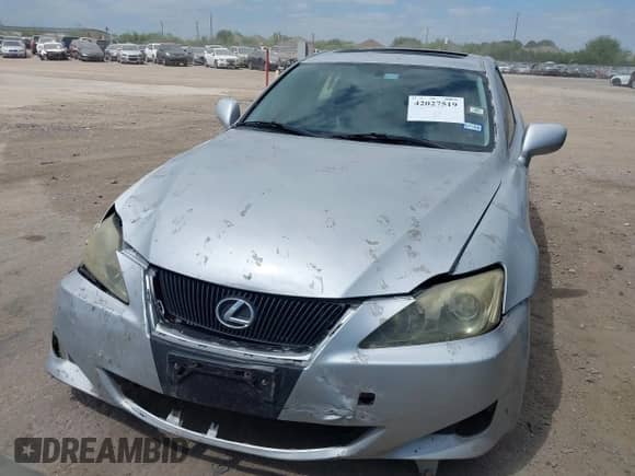 2007 Lexus IS 250 with VIN JTHBK262X72027324, listed as a IAAI auction lot 42027519 with 201,943 mi miles and . Bid and sale history available at DreamBid. Image 12.