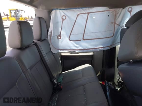 2015 Ford F-250 XL with VIN 1FD7W2A63FEB15050, listed as a IAAI auction lot 42903817 with 218,413 mi miles and . Bid and sale history available at DreamBid. Image 8.