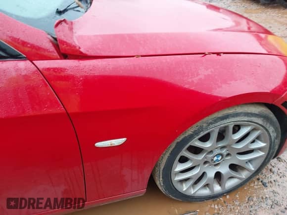 2010 BMW 3 Series 328i z VIN WBAWB3C53AP139512, wystawiony jako IAAI lot #43542731 z przebiegiem 129 170 mil mil oraz . Historia ofert i sprzedaży dostępna na DreamBid. Obrazek 6.