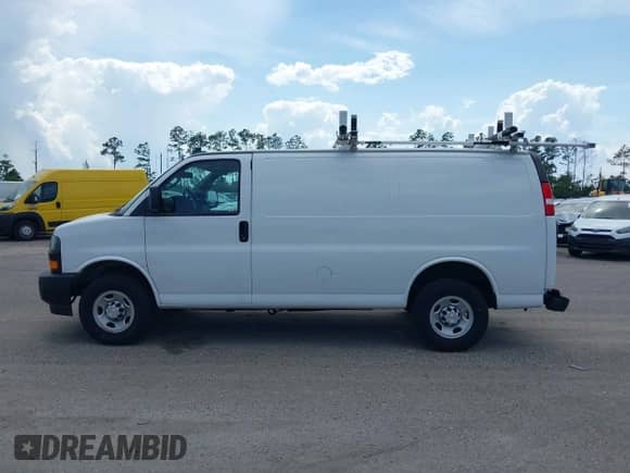 2023 Chevrolet Express Cargo с VIN 1GCWGAFP5P1217550, выставлен на аукционе IAAI как лот 42383684 с пробегом 9 673 миль миль и . История ставок и продаж доступна на DreamBid. Изображение 14.