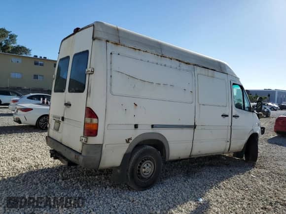 2006 Dodge Sprinter with VIN WD0PD644065964765, listed as a Copart auction lot 49411095 with Not provided miles and Salvage title. Bid and sale history available at DreamBid. Image 3.