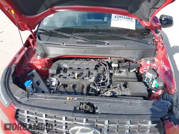 2024 Hyundai Venue SEL z VIN KMHRC8A34RU339108, wystawiony jako IAAI lot #42951684 z przebiegiem 4 985 mil mil oraz . Historia ofert i sprzedaży dostępna na DreamBid. Obrazek 10.