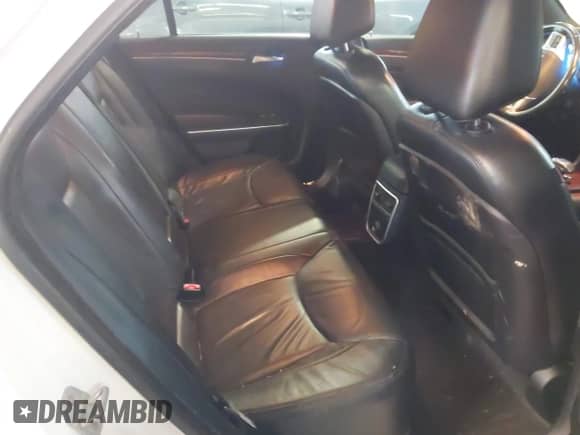 2013 Chrysler 300 with VIN 2C3CCARG6DH505220, listed as a IAAI auction lot 41944437 with 196,548 mi miles and . Bid and sale history available at DreamBid. Image 8.