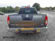 2008 Nissan Frontier SE z VIN 1N6AD09U08C450592, wystawiony jako IAAI lot #43533655 z przebiegiem 179 933 mil mil oraz . Historia ofert i sprzedaży dostępna na DreamBid. Obrazek 16.