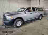 2023 Ram 1500 Tradesman z VIN 1C6RR7FGXPS540200, wystawiony jako Copart lot #71255735 z przebiegiem 100 008 mil mil oraz Nie do naprawy • Non repairable. Historia ofert i sprzedaży dostępna na DreamBid. Obrazek 1.