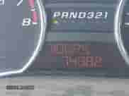 2010 Chevrolet Colorado 1LT z VIN 1GCDSCDE0A8102582, wystawiony jako IAAI lot #42459665 z przebiegiem 74 982 mil mil oraz . Historia ofert i sprzedaży dostępna na DreamBid. Obrazek 16.