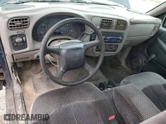 2000 Chevrolet S-10 с VIN 1GCCS1458YK259872, выставлен на аукционе Copart как лот 55914675 с пробегом 128 383 миль миль и Чистый • Clean title. История ставок и продаж доступна на DreamBid. Изображение 8.