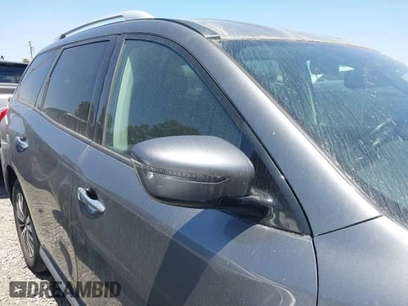 2019 Nissan Pathfinder SL with VIN 5N1DR2MM1KC625259, listed as a IAAI auction lot 42161242 with 111,096 mi miles and . Bid and sale history available at DreamBid. Image 13.