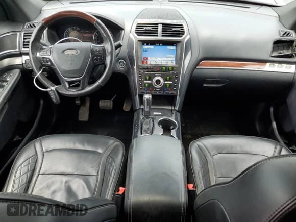 2018 Ford Explorer Platinum с VIN 1FM5K8HT5JGC80743, выставлен на аукционе Copart как лот 61615395 с пробегом 133 684 миль миль и Списание • Salvage title. История ставок и продаж доступна на DreamBid. Изображение 8.