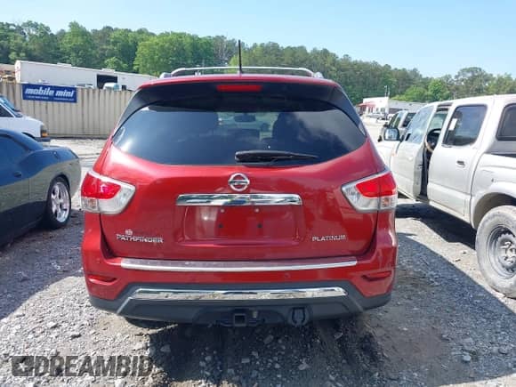 2016 Nissan Pathfinder S z VIN 5N1AR2MN3GC659576, wystawiony jako IAAI lot #42196063 z przebiegiem 103 660 mil mil oraz . Historia ofert i sprzedaży dostępna na DreamBid. Obrazek 16.