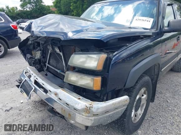 2005 Chevrolet Avalanche LS с VIN 3GNEK12Z75G105047, выставлен на аукционе IAAI как лот 42936544 с пробегом 188 855 миль миль и . История ставок и продаж доступна на DreamBid. Изображение 13.