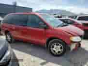 2004 Dodge Caravan SXT with VIN 2D4GP44L64R539758, listed as a Copart auction lot 58824385 with 218,532 mi miles and Salvage title. Bid and sale history available at DreamBid. Image 4.