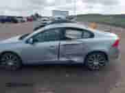 2017 Volvo S60 Dynamic с VIN YV140MTLXH2435391, выставлен на аукционе IAAI как лот 43187143 с пробегом 88 666 миль миль и . История ставок и продаж доступна на DreamBid. Изображение 14.