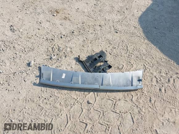 2024 Nissan Pathfinder SL with VIN 5N1DR3CC9RC255672, listed as a IAAI auction lot 42656461 with 19,410 mi miles and . Bid and sale history available at DreamBid. Image 12.