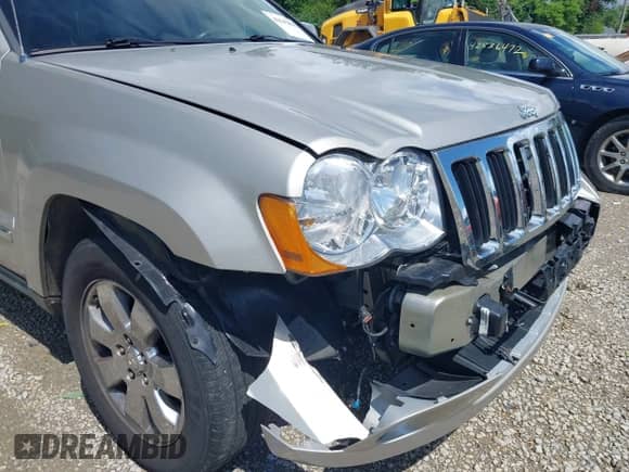 2009 Jeep Grand Cherokee Limited с VIN 1J8HR58P79C550825, выставлен на аукционе IAAI как лот 42547090 с пробегом 223 053 миль миль и . История ставок и продаж доступна на DreamBid. Изображение 6.