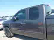 2011 Chevrolet Silverado 1500 LT z VIN 1GCRCSEA7BZ233349, wystawiony jako IAAI lot #42015179 z przebiegiem 324 992 mil mil oraz . Historia ofert i sprzedaży dostępna na DreamBid. Obrazek 14.
