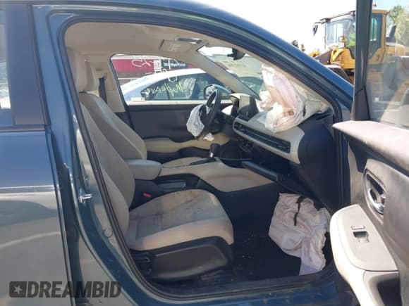 2024 Honda HR-V LX with VIN 3CZRZ2H36RM781277, listed as a IAAI auction lot 43162396 with 19,899 mi miles and . Bid and sale history available at DreamBid. Image 5.