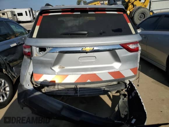 2019 Chevrolet Traverse LT Cloth with VIN 1GNEVMKW7KJ237766, listed as a Copart auction lot 74086774 with Not provided miles and Clean title. Bid and sale history available at DreamBid. Image 6.