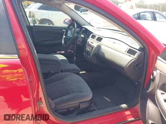 2009 Chevrolet Impala Police Police z VIN 2G1WS57M291264194, wystawiony jako IAAI lot #42270657 z przebiegiem 215 351 mil mil oraz . Historia ofert i sprzedaży dostępna na DreamBid. Obrazek 5.