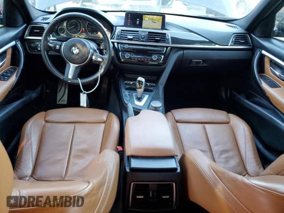 2018 BMW 3 Series 330i xDrive z VIN WBA8D9C50JEB35471, wystawiony jako Copart lot #80644555 z przebiegiem 195 409 mil mil oraz Czysty tytuł • Clean title. Historia ofert i sprzedaży dostępna na DreamBid. Obrazek 8.