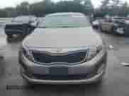 2015 Kia Optima LX z VIN 5XXGM4A70FG511768, wystawiony jako Copart lot #64061395 z przebiegiem 99 365 mil mil oraz Szkoda całkowita • Salvage title. Historia ofert i sprzedaży dostępna na DreamBid. Obrazek 5.