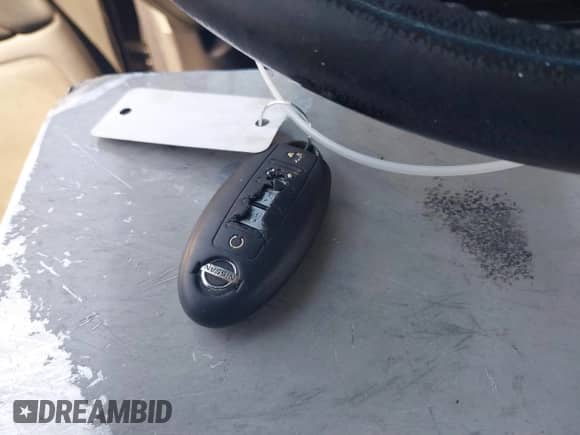 2014 Nissan Pathfinder SL with VIN 5N1AR2MNXEC605981, listed as a IAAI auction lot 42644465 with 128,615 mi miles and . Bid and sale history available at DreamBid. Image 11.