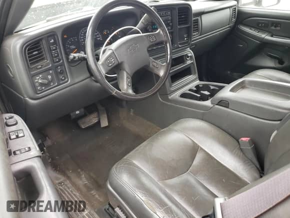 2006 Chevrolet Silverado 2500HD LT2 с VIN 1GCHK29D56E144265, выставлен на аукционе Copart как лот 70919464 с пробегом 150 516 миль миль и Списание • Salvage title. История ставок и продаж доступна на DreamBid. Изображение 8.