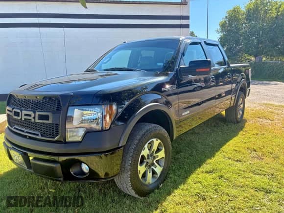 2012 Ford F-150 XL with VIN 1FTFW1ET5CKE21545, listed as a Copart auction lot 85013405 with 155,801 mi miles and Clean title. Bid and sale history available at DreamBid. Image 2.
